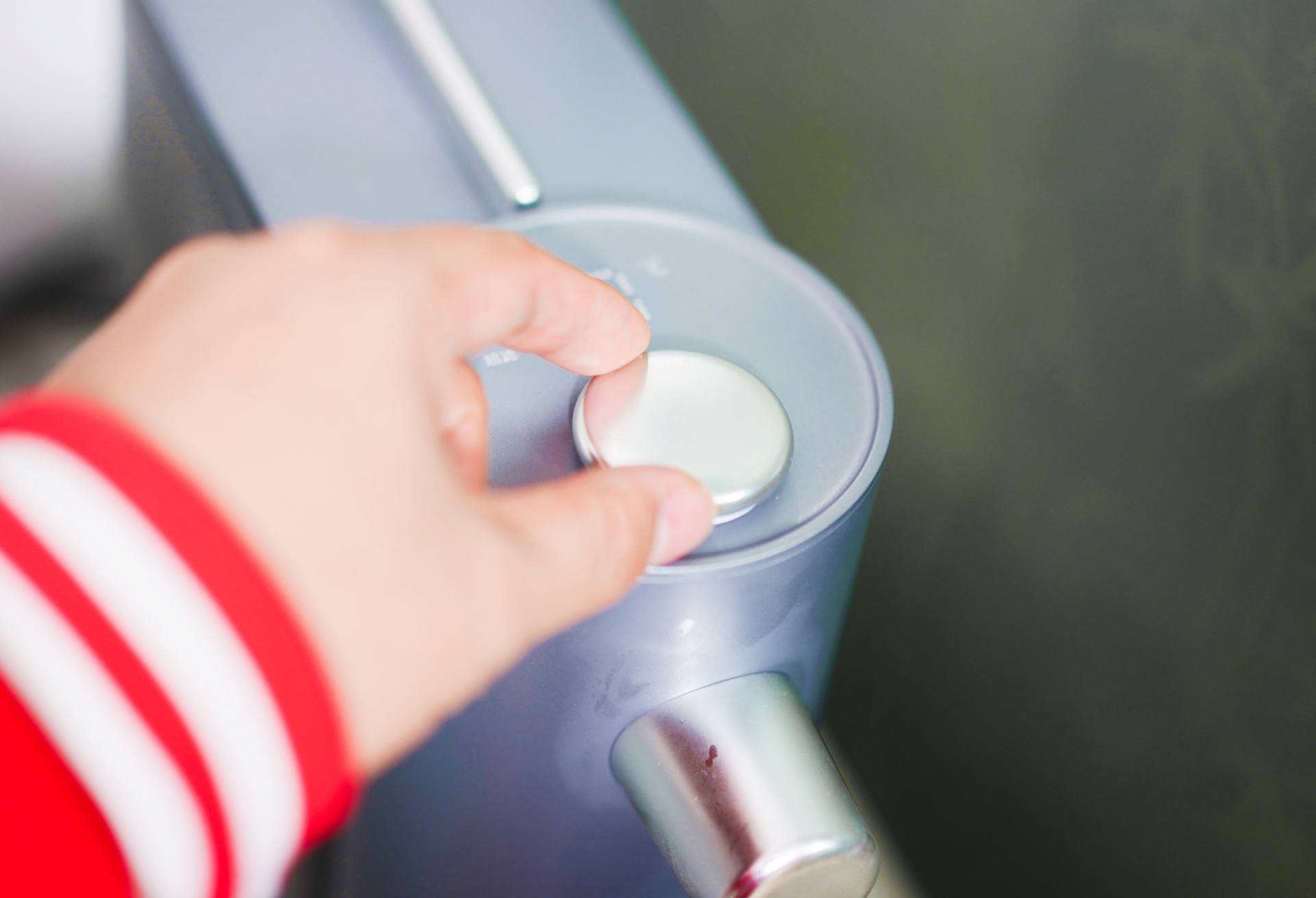 莱卡即热净饮热饮机,莱卡即热式饮水机只出热水