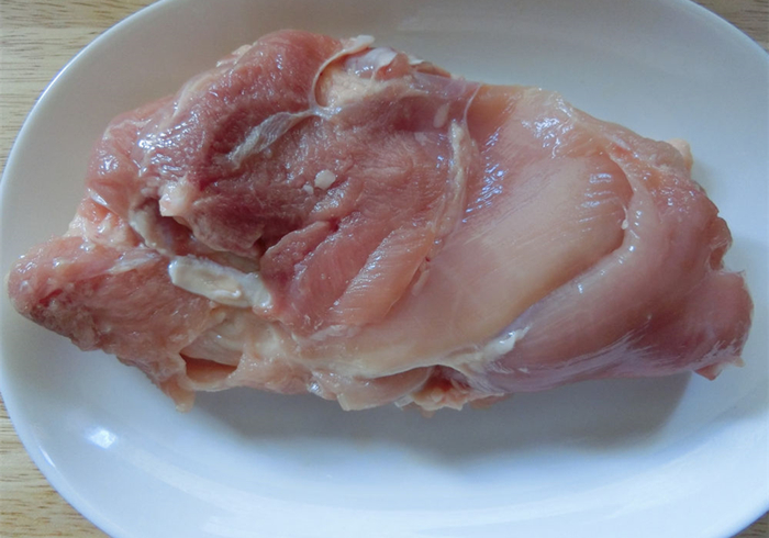 养猫发现有小飞虫,换季养猫注意事项千万别害了猫命