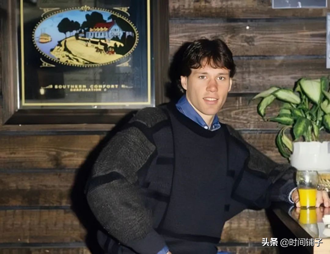 足坛史上流泪镜头范巴斯滕,足球岁月记忆完整视频