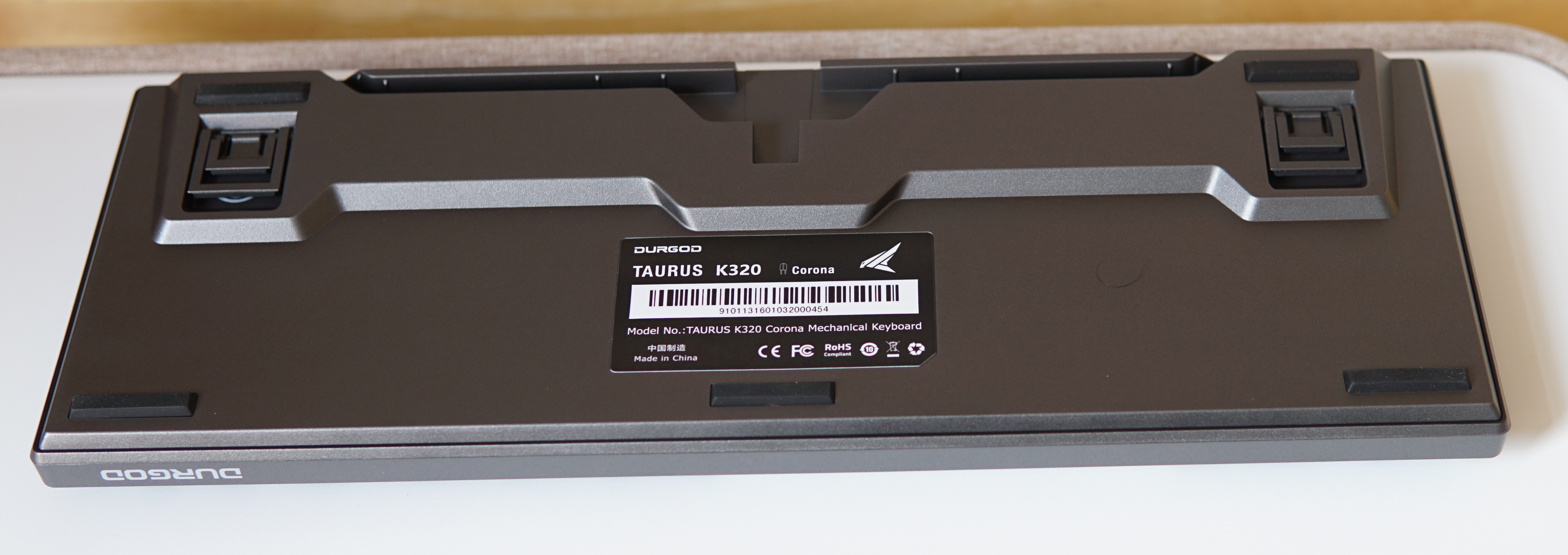 durgod杜伽k320机械键盘拆解,杜伽键盘k320什么轴好