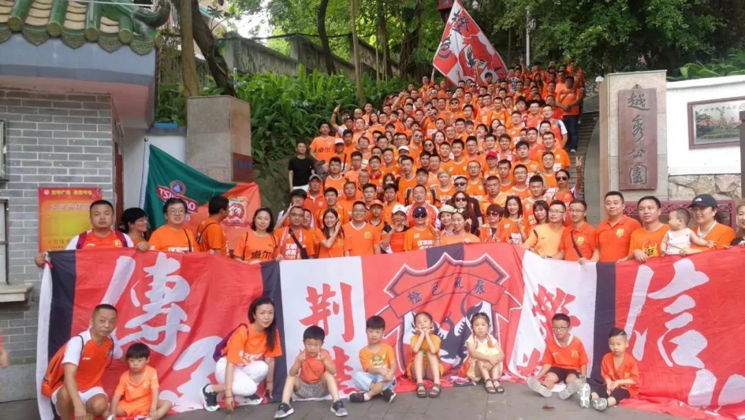 武汉卓尔0:5广州恒大,坚韧如钢铁温柔如蝶翼