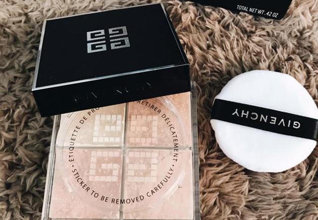 化妆容易出汗会怎么样,化妆容易脱妆斑驳是缺水吗