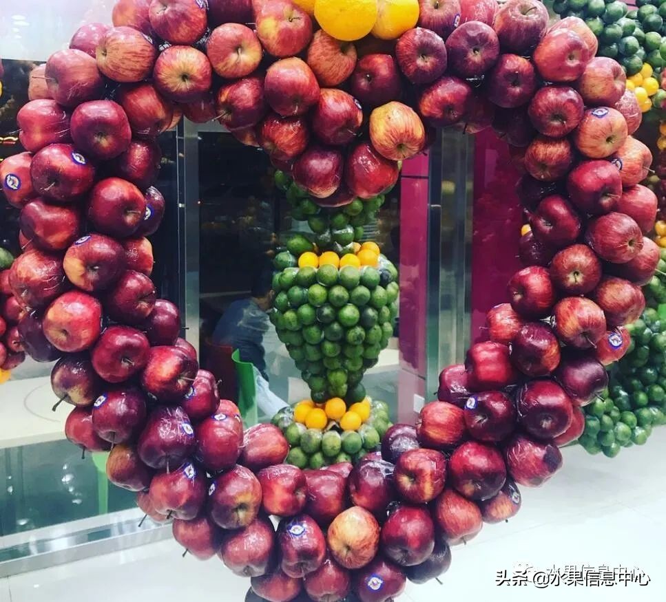 迪拜中国水果店,都说迪拜遍地黄金