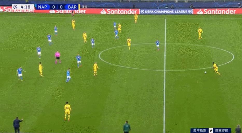 442阵型的弱点,防守型后腰加图索