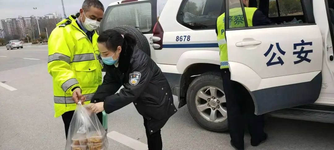 公安民警疫情防控简单事迹,公安民警防控疫情事迹