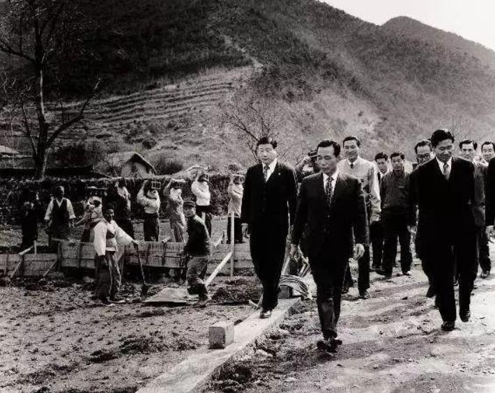 韩国高考天空之城,韩国高考700分