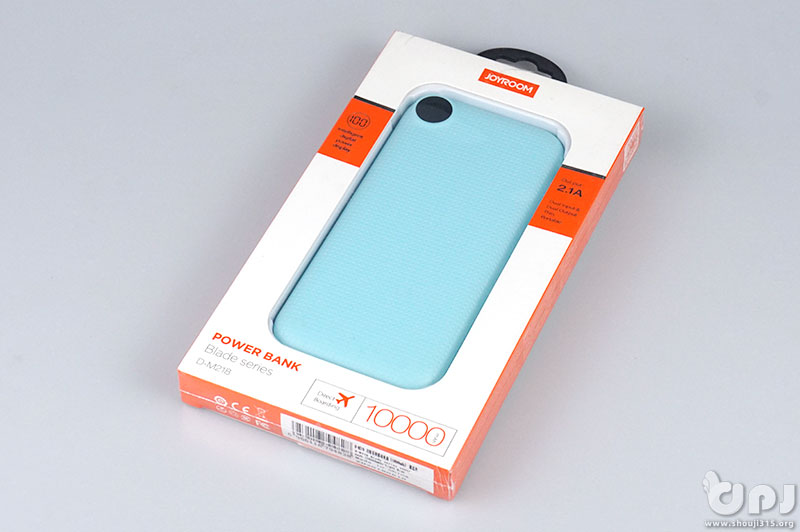 酷似手机的超薄充电宝机乐堂D-M218