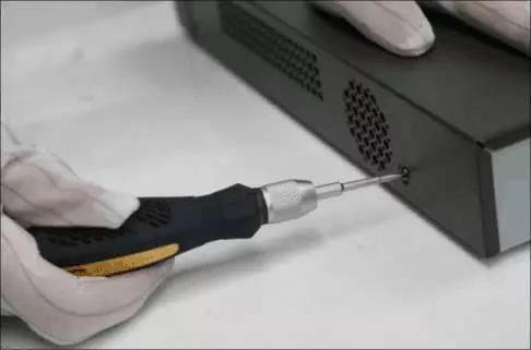 机械硬盘安装教程接线,主机硬盘接线安装教程图解