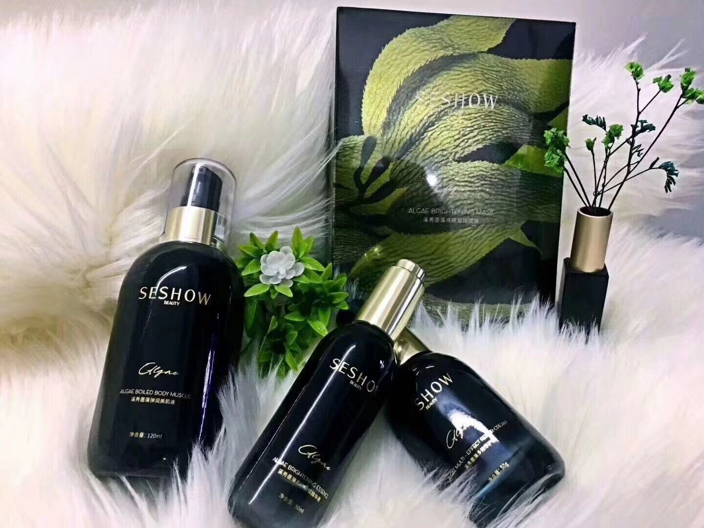 38岁黄圣依秀恩爱,黄圣依两个人是亲的吗