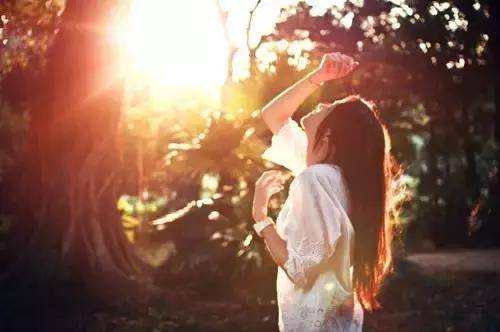 面相吉凶,面相命宫八字纹吉凶图解