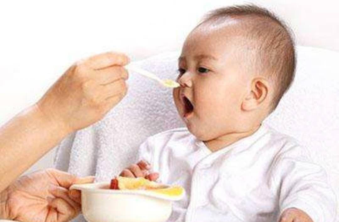 宝宝六个月以后宝妈就经常感冒,秋冬季七八个月宝宝怎么预防感冒