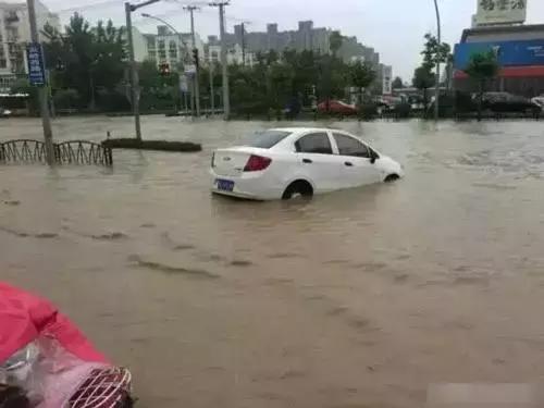 暴雨天安全避险指南,暴雨山洪灾害逃生避险