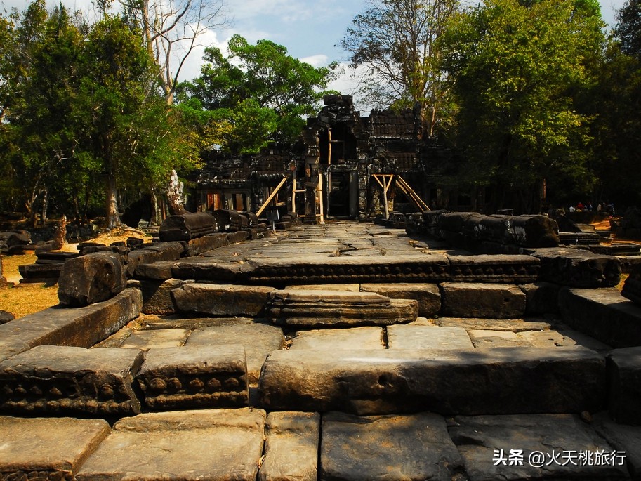 柬埔寨暹粒机场到吴哥窟,柬埔寨暹粒市的吴哥窟