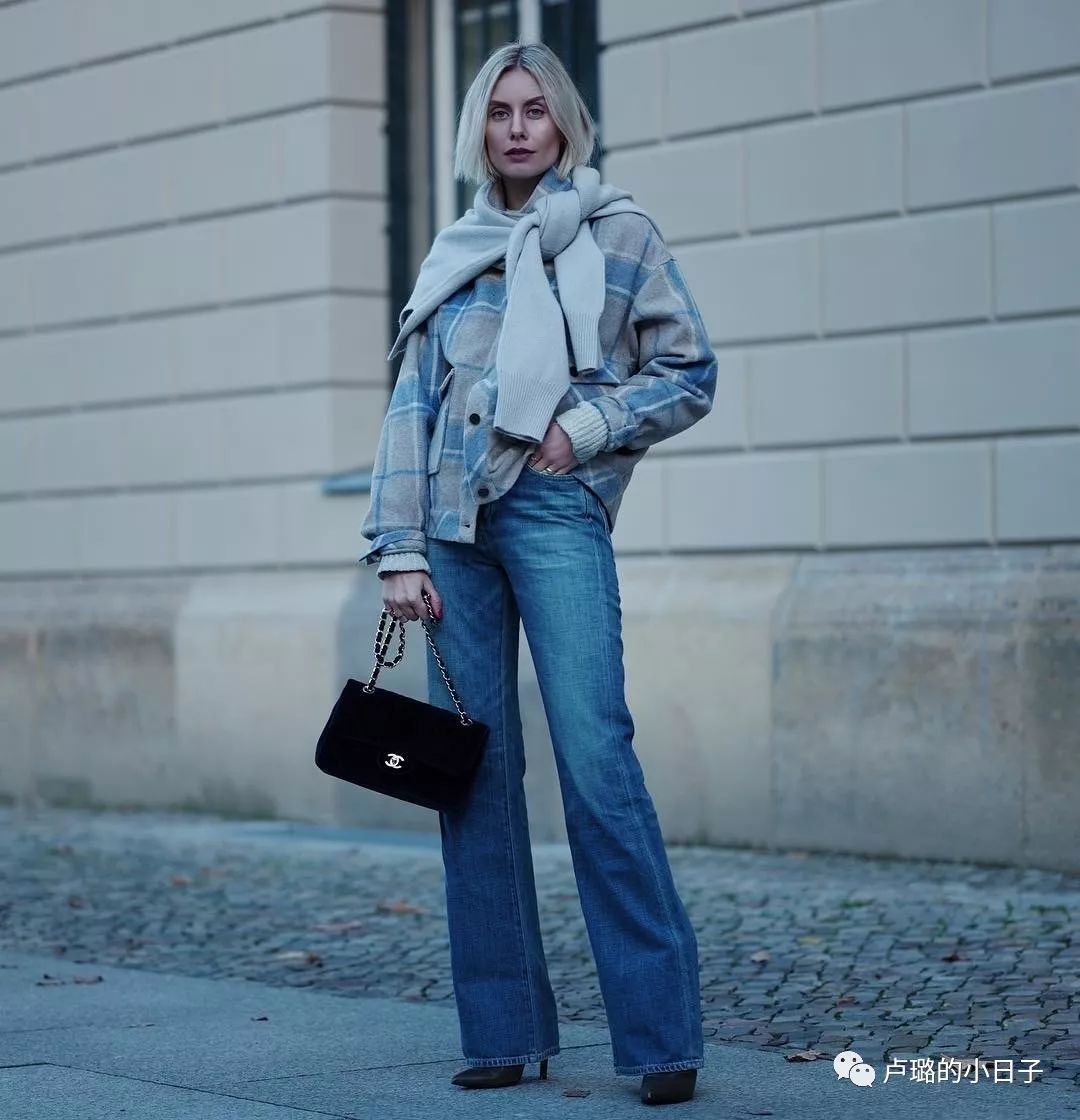 又轻又实用的名牌包,中国名牌包排行榜前十名及价位