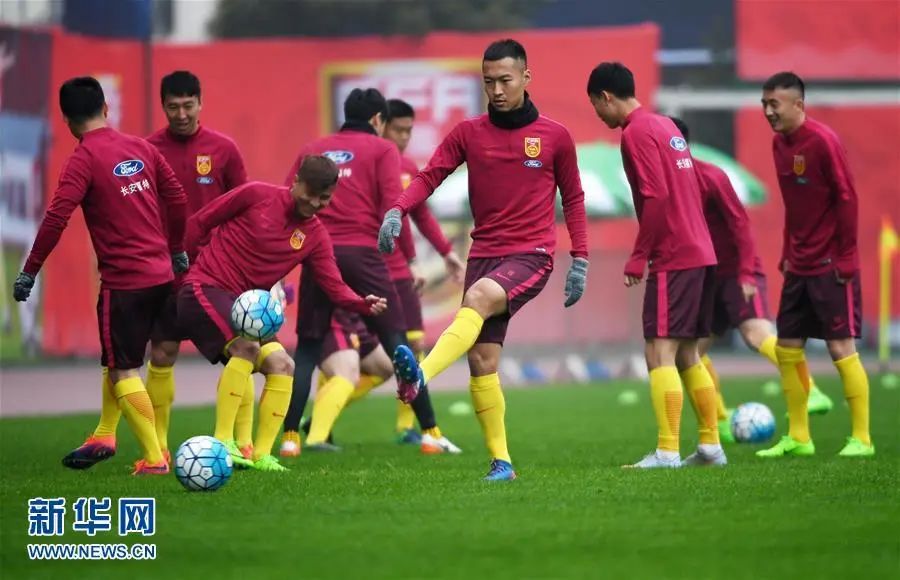 中国主场对阵韩国主裁是谁,主场韩国队和中国队