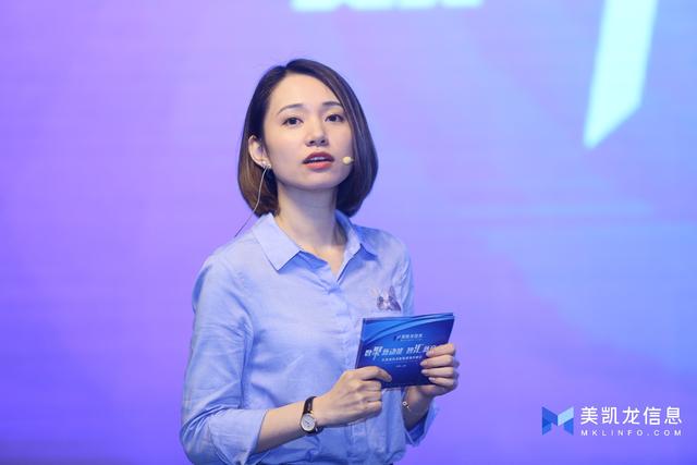 黑科技当道！机器人、全息屋开启未来商业新纪元！