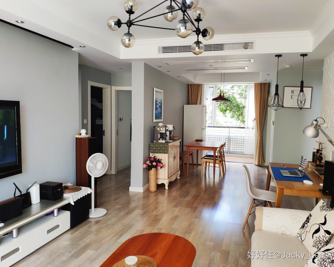 怎么打造一个科技感满满的卧室,如何打造一个满满科技感的家