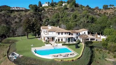 强森好莱坞片酬,好莱坞巨星强森