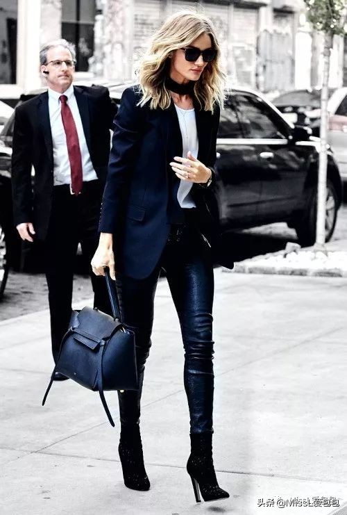 母亲节买束鲜花送妈妈,母亲节送妈妈一个皮包