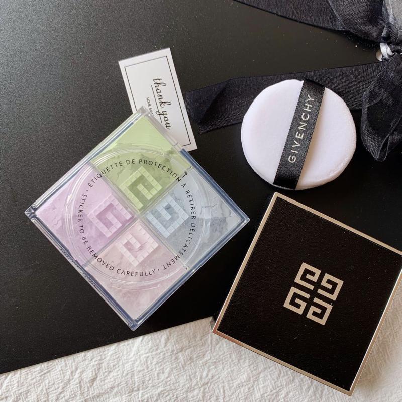 化妆容易出汗会怎么样,化妆容易脱妆斑驳是缺水吗