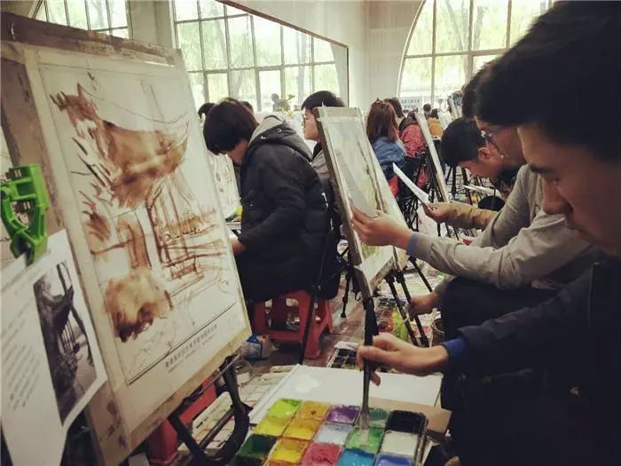 全国美术生美术联考好考吗,2024年美术生联考多少分过线