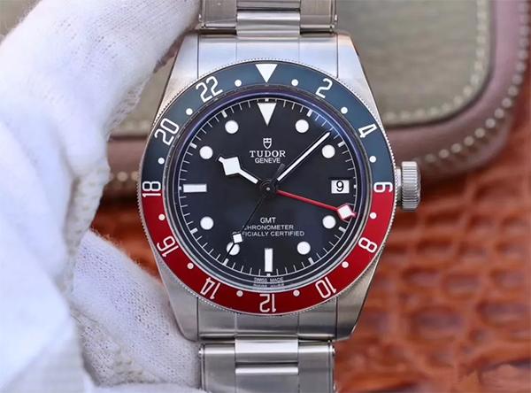 石英表跟机械表哪个故障率低,石英表和机械表哪个容易坏