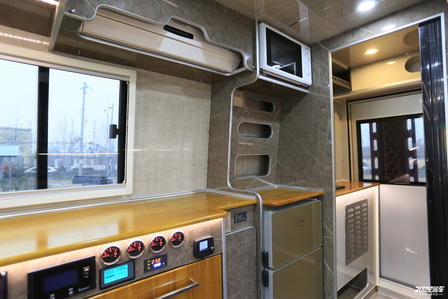 全新东风猛士自动挡房车,东风挑战者房车是上海哪里生产的