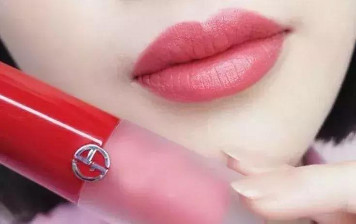 阿玛尼又要爆：限量雪雾小胖丁全试色公布