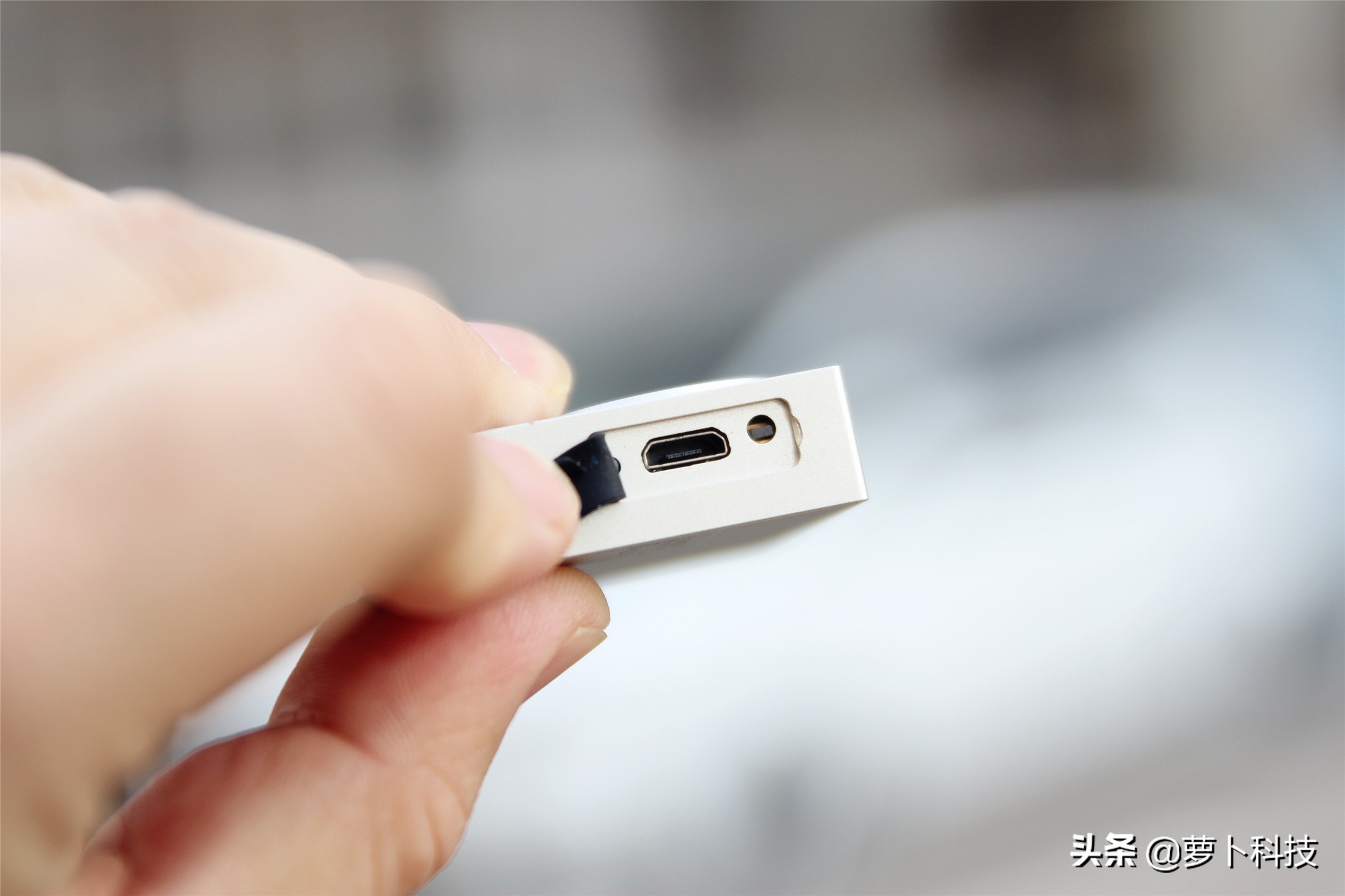 智能指纹挂锁评测,彩色智能指纹挂锁