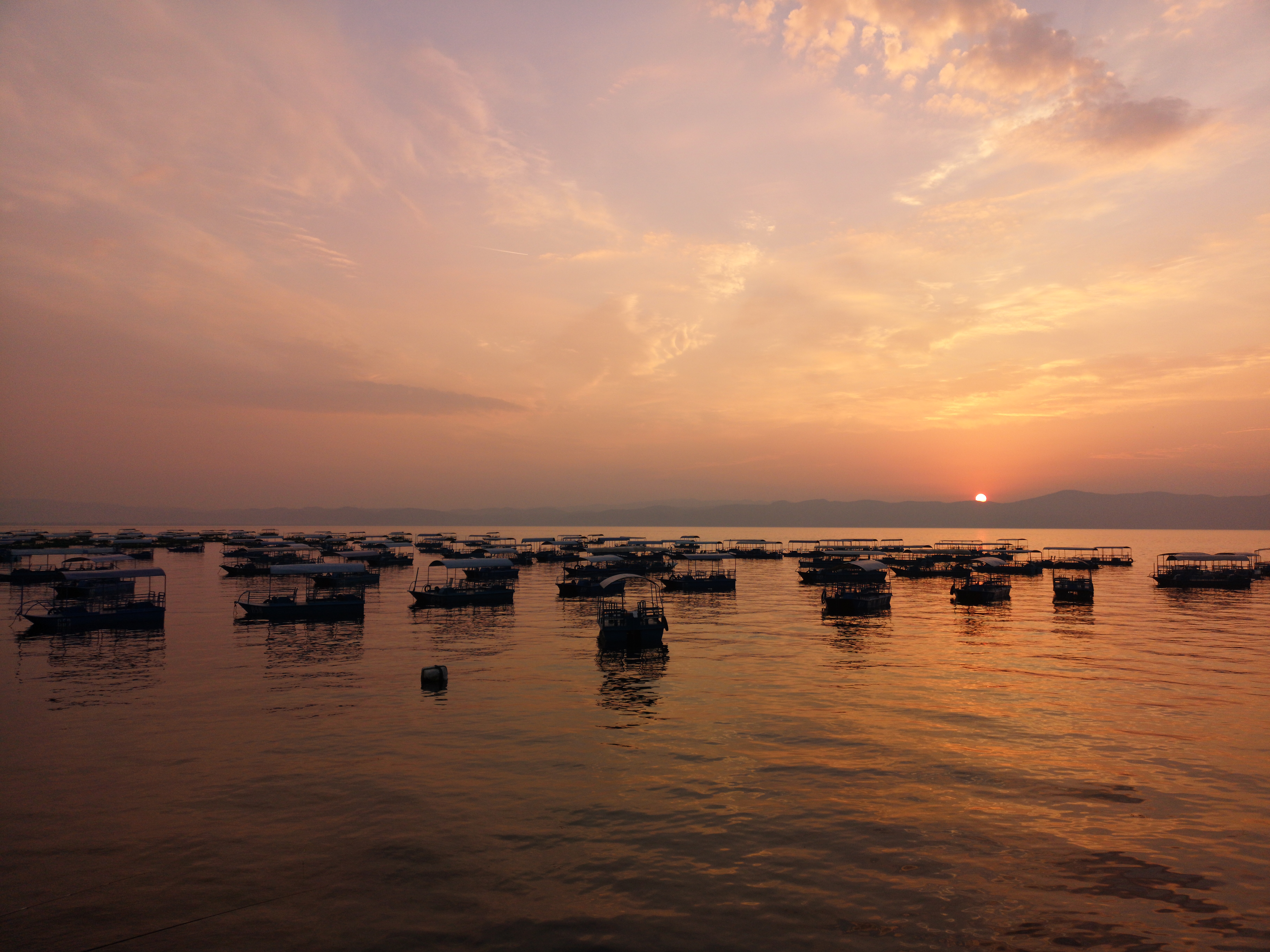 去云南旅游自驾2万元够吗,不到2000元的云南十日游