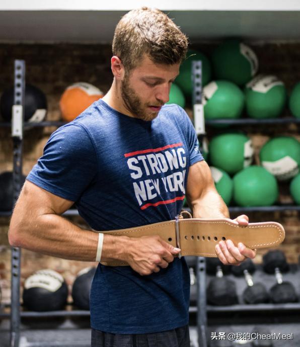 力量举腰带软款和硬款,腰围90适合买多少的力量举腰带