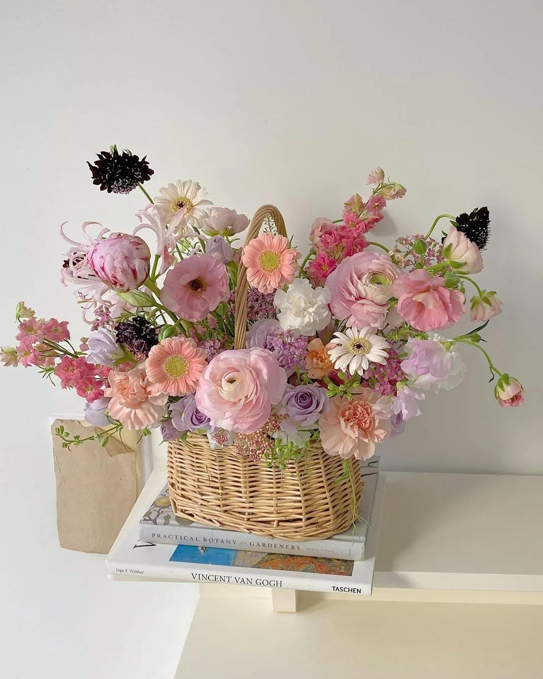 母亲节到了怎么做一束花送给妈妈,母亲节送给妈妈一束花特别简单的