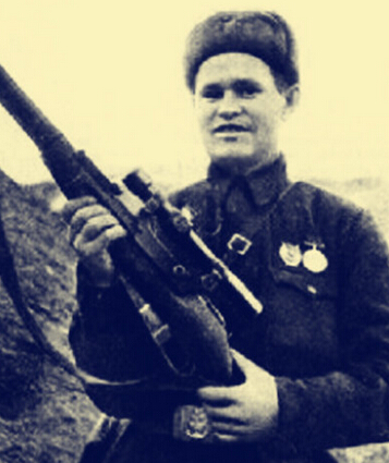 *博兰**的*弹子**为啥总用不完？看看真正的机枪要多少*弹子**吧！