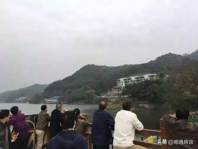 价值10几亿的楼盘被拆,史上最惨的开发商