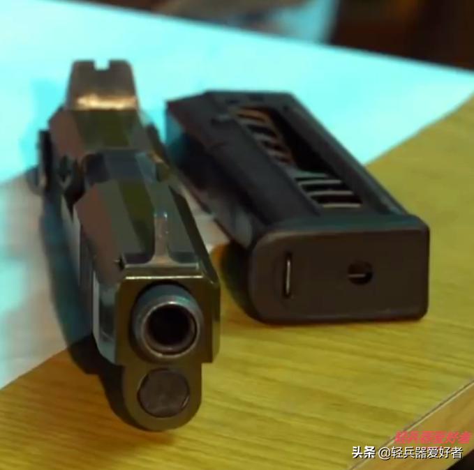 俄罗斯蟒蛇手枪体积,俄罗斯新式蟒蛇手枪