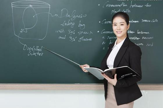 娃娃脸老师学生,女老师娃娃脸