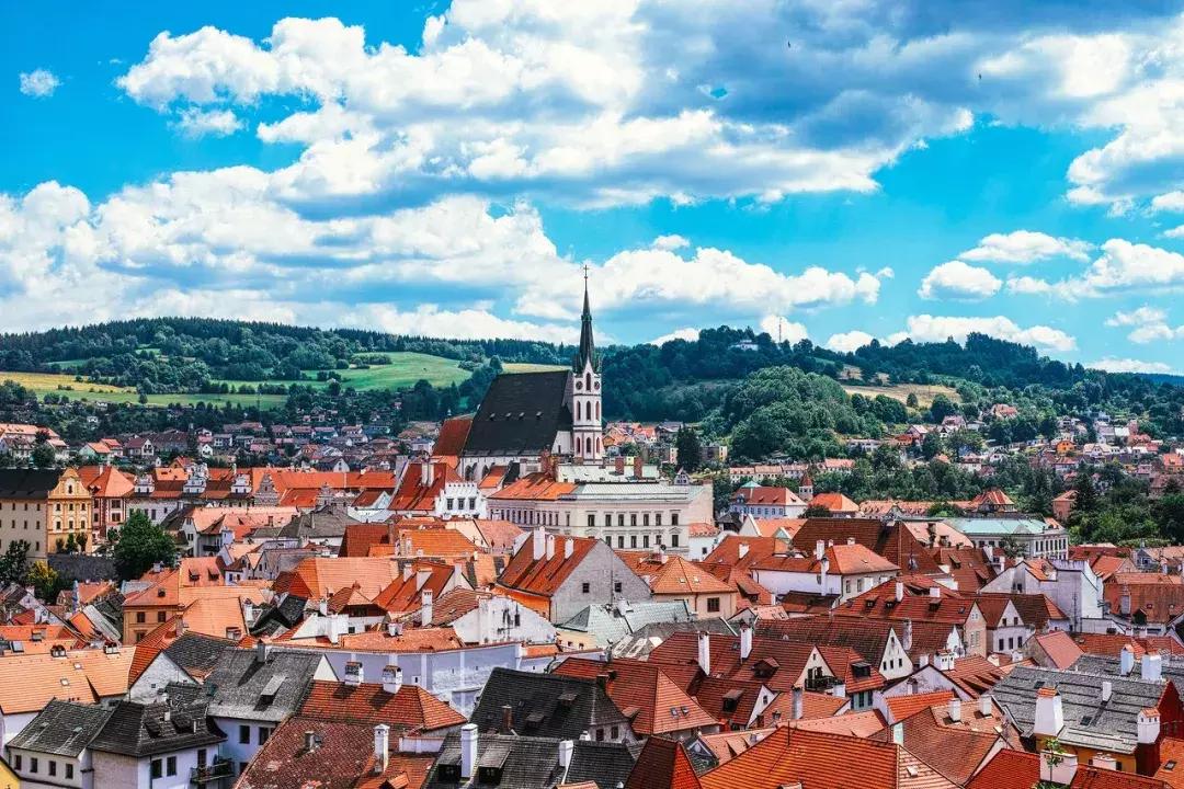 1万块值得去的旅游国家,便宜又值得去的国家