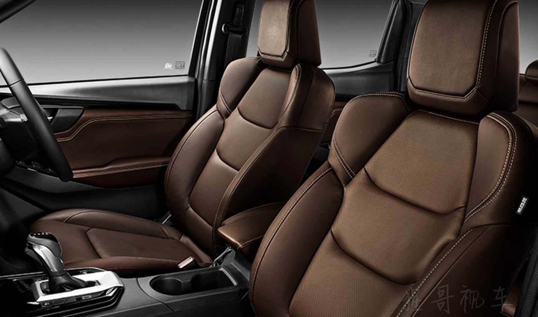 牧游侠2022款柴油版发动机升级,d-max和牧游侠三大件一样吗