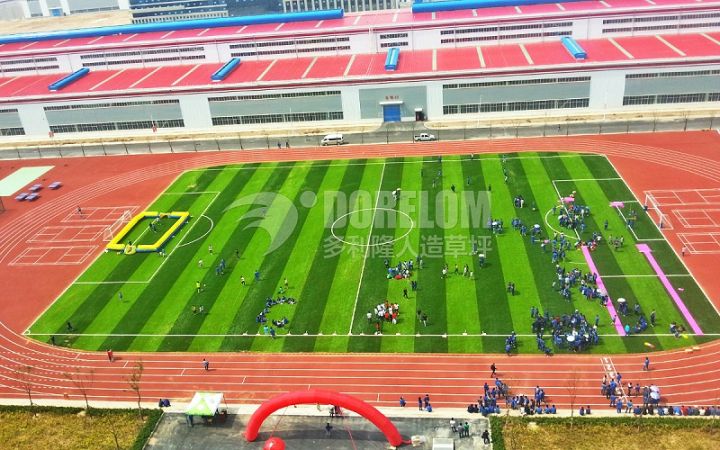 人造草坪分类都用到哪里,人造草坪的详细参数表