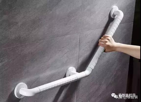 家里有老人安哪种摄像头最好,养老院老人房间内安装摄像头