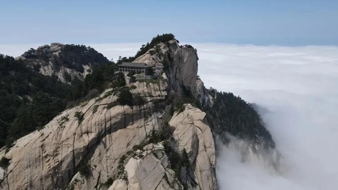 东峰二号观景台怎么到西峰索道,东峰观日结束怎么去西峰索道