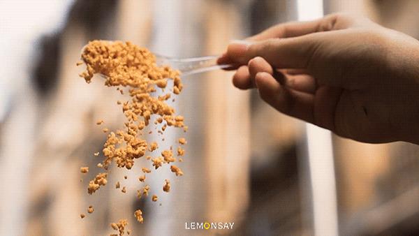 “就卖10块，难怪凌晨2点还满座”