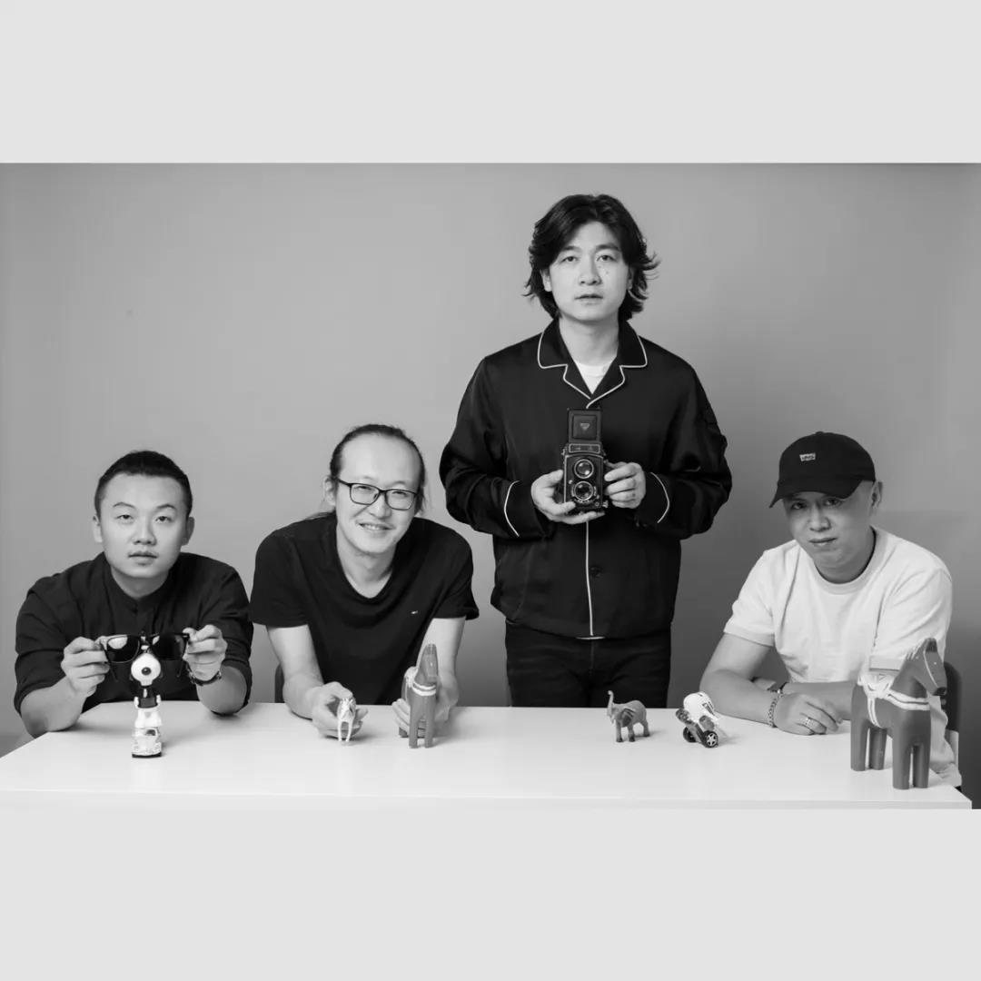 上海草莓基地挖草莓苗,超级草莓上海