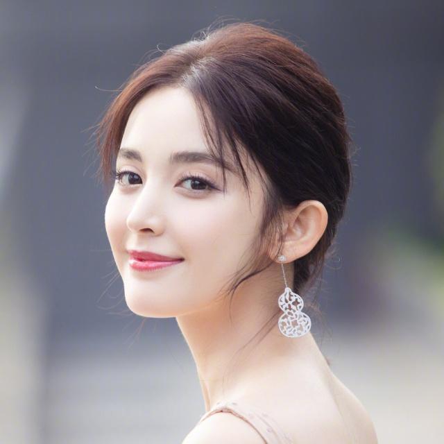 鹰钩鼻很丑吗,鹰钩鼻丑陋