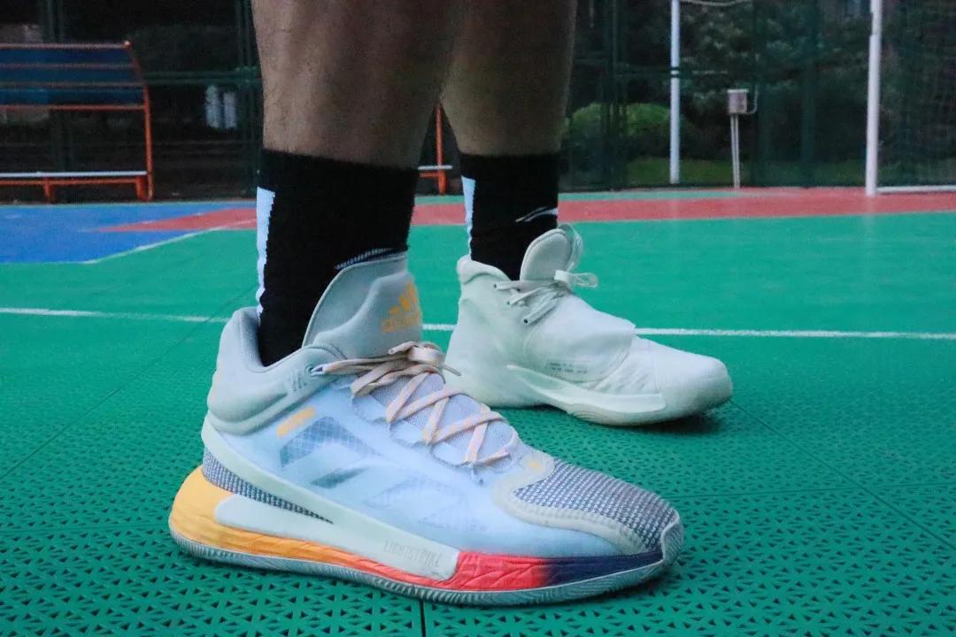 阿迪达斯罗斯11代实战测评,罗斯11实战测评