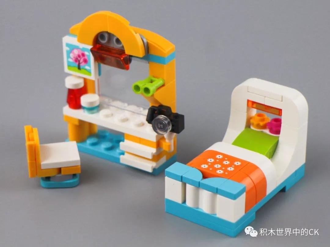 家里有小公主的来看看啦启蒙4101卧室套装“四朵金花”的房间