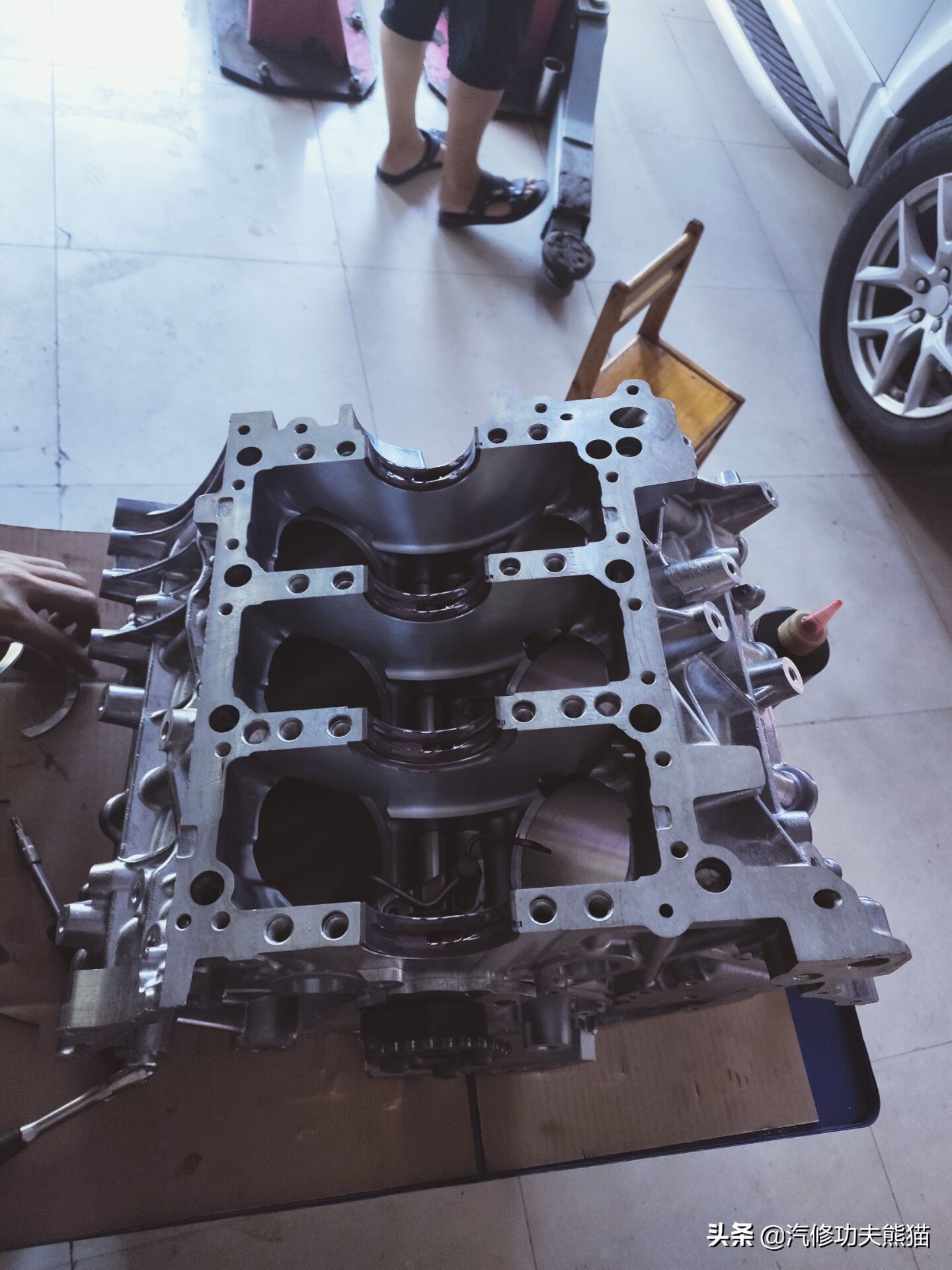 新款大众途锐烧机油吗,百万豪车为什么还烧机油