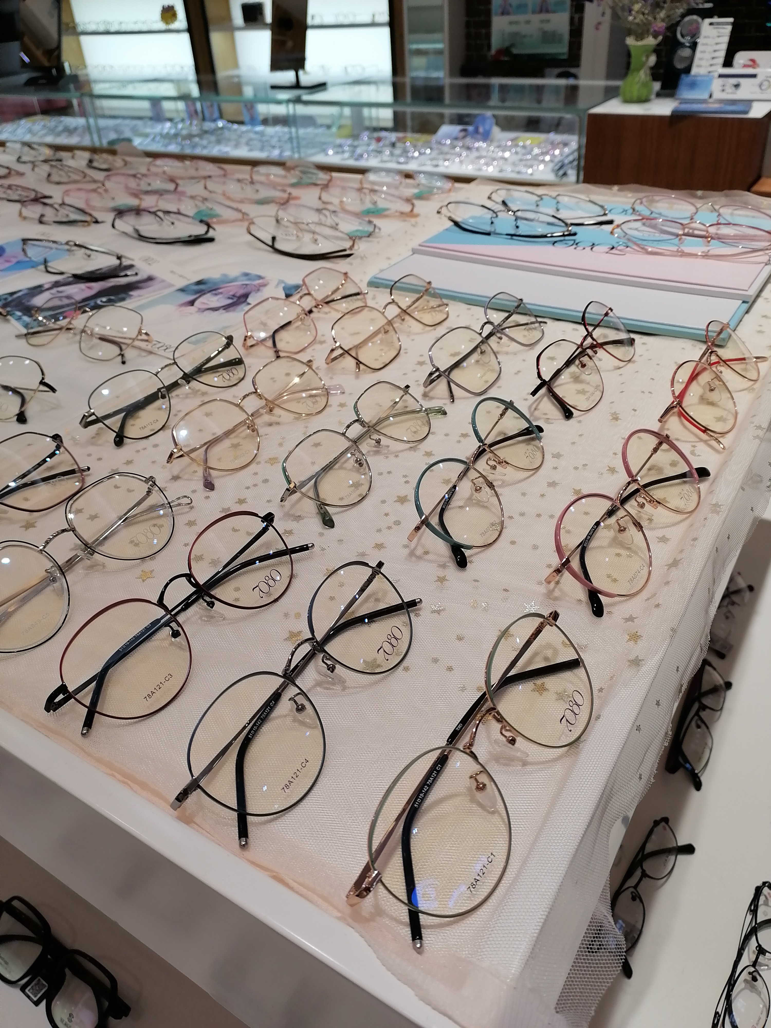 南京智能眼镜公司简介,眼镜企业简介