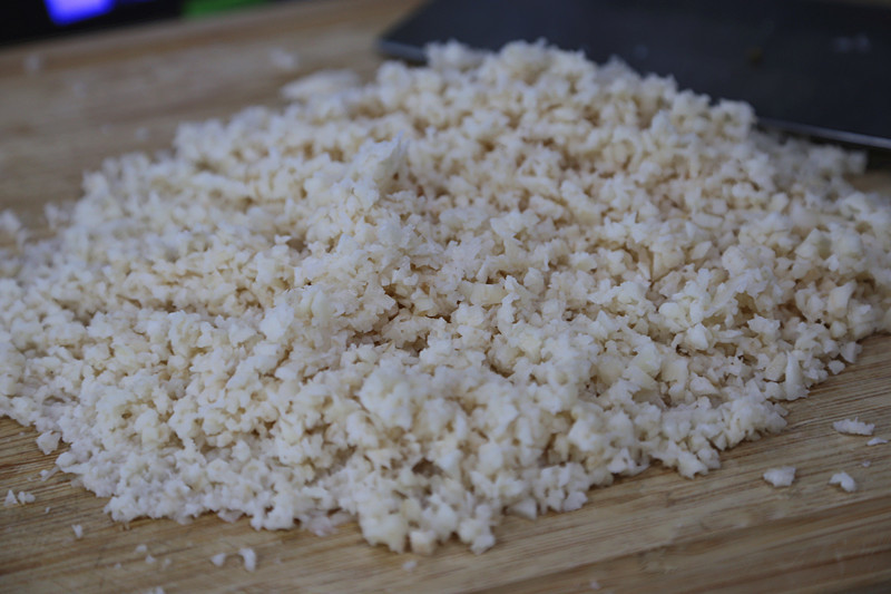 地瓜和白面一起炸丸子的做法,过年必备炸萝卜丸子做法