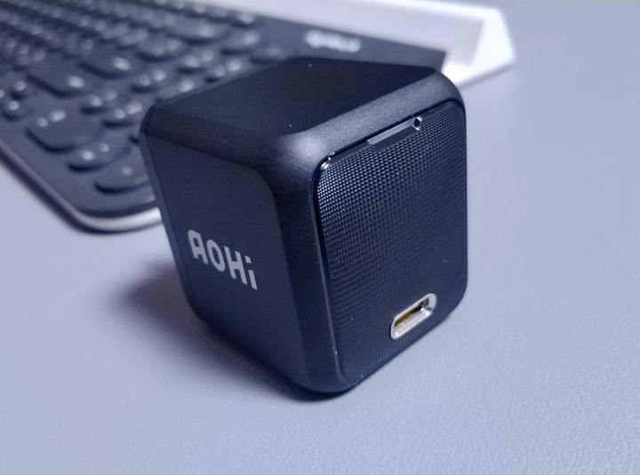 五十瓦无线快充充电器,120w超级闪充可旋转充电器